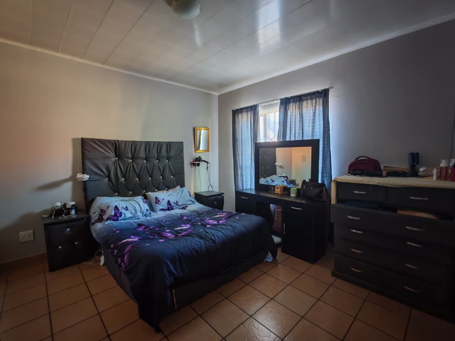 3 Bedroom Property for Sale in Waterval East North West